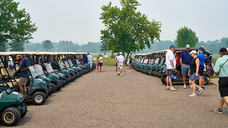 aces-for-elders-annual-golf-event-carts